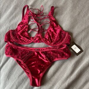 Frederick's of Hollywood Red Velvet Strappy Bra